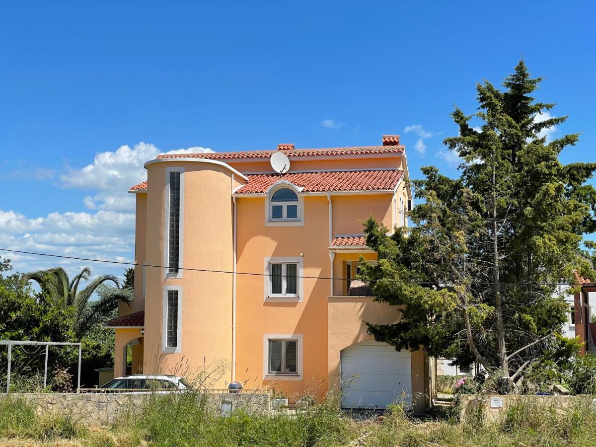 Apartments Vitalia Premantura Exterior photo